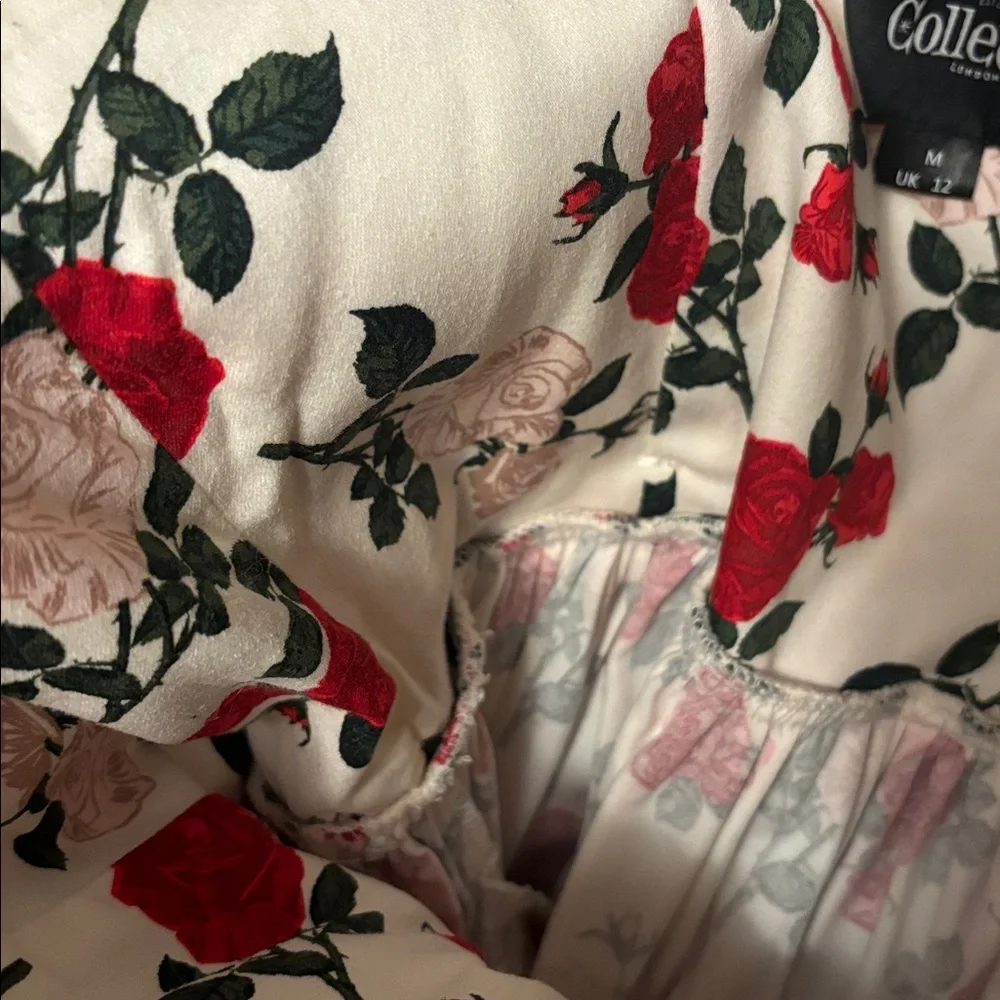 Collectif Red and White Floral Midi Dress Fits US 6-8. - Picture 6 of 6
